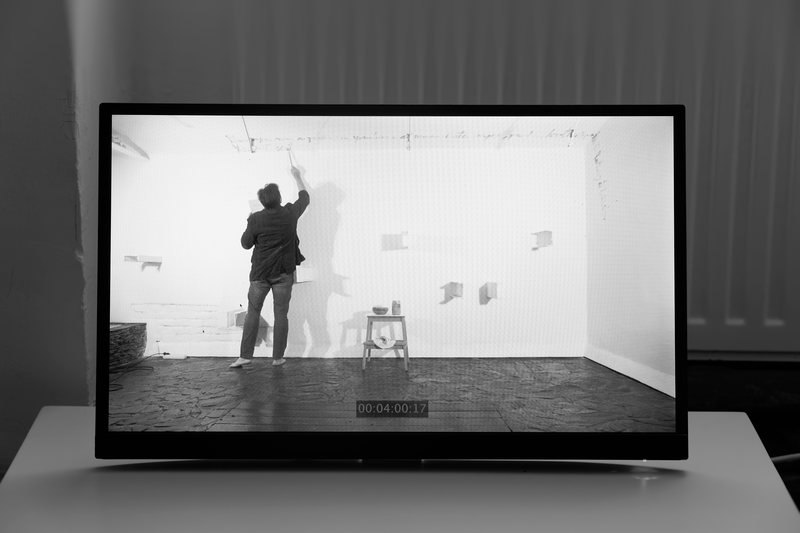 Installation view, Newman, B., Galleria 28, 2022