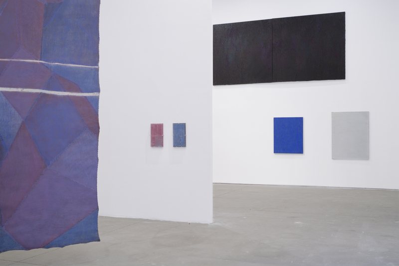 Headnotes - Curated by Schumacher and Hoyos — installation view, Headnotes, Suprainfinit Gallery, 2025