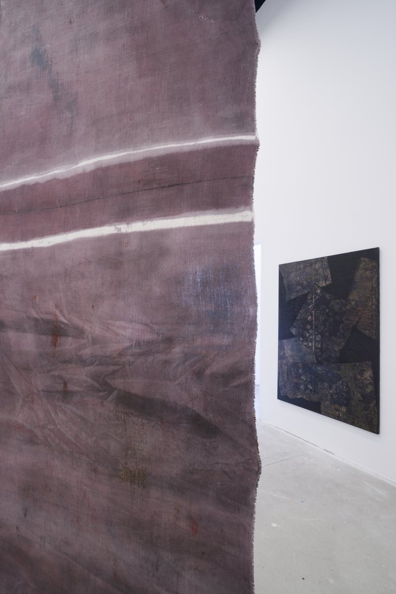 Sorin Neamțu - Contemporary Abstract Art — installation view, Headnotes, Suprainfinit Gallery, 2025